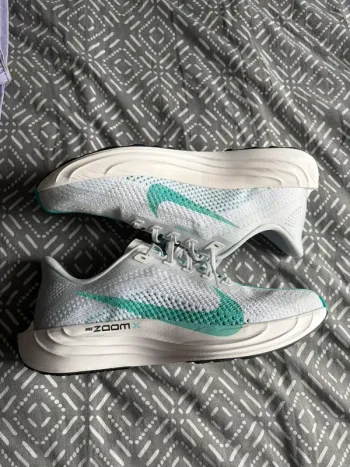 Używany Pegasus Plus Running Shoes