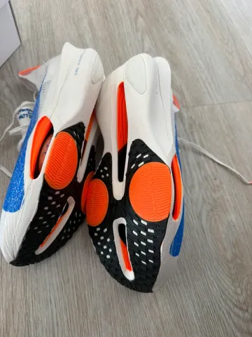 Nike Alphafly 3 bike usato — immagine 7 di 7