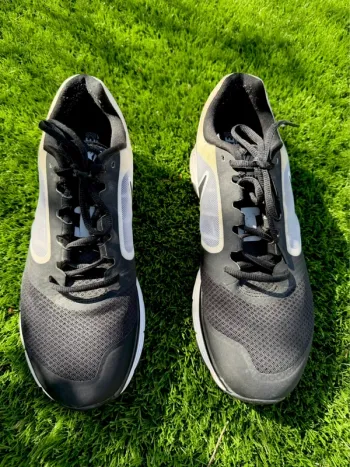 Używany Nike Vomero 8 Running Shoes