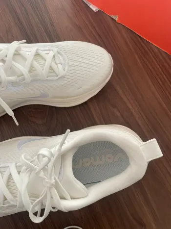 Käytetty White Vomero 18 bike — kuva 4 / 5