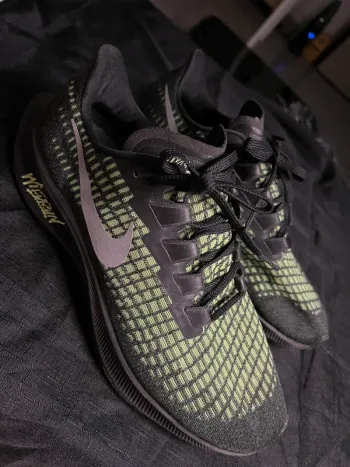 Używany Nike Air Zoom Pegasus 37 Running Shoes