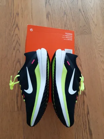 Käytetty Nike Running Shoes bike — kuva 3 / 6