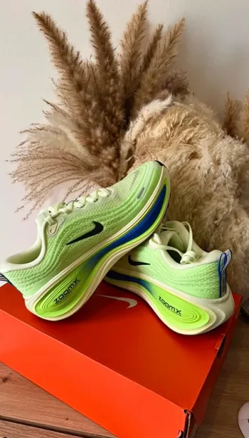 Używany Nike Vomero PLUS bike — zdjęcie 2 z 13