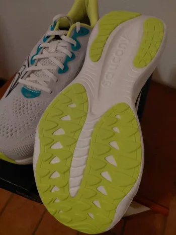 Używany Saucony Ride 19 bike — zdjęcie 4 z 5