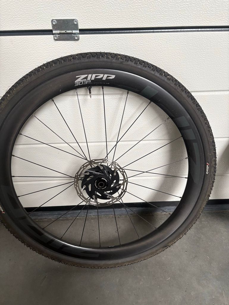 Gebrauchtes Zipp 303 Wheel 2024 bike — Bild 4 von 4