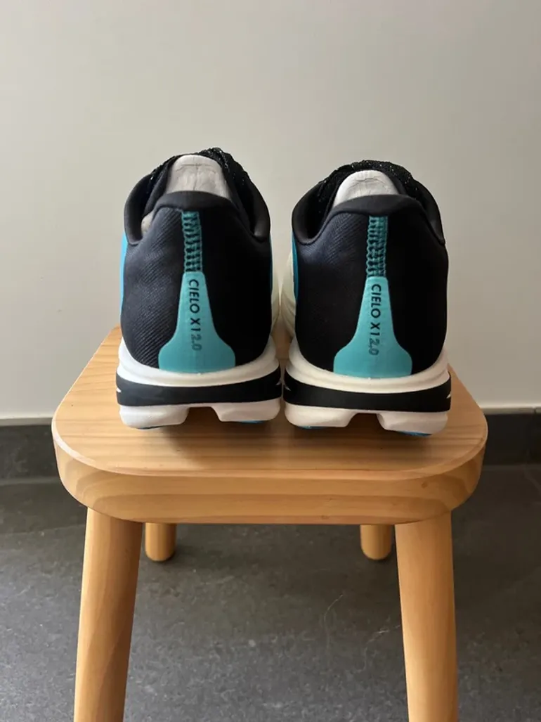 Hoka Cielo X1 2.0 bike usato — immagine 5 di 8