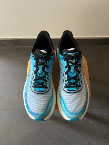 Hoka Cielo X1 2.0 bike usato — immagine 7 di 8
