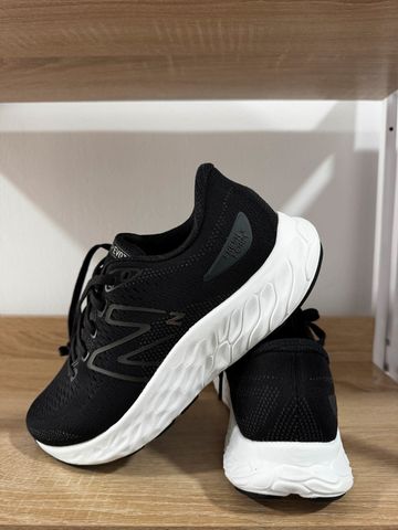 Used New Balance Fresh Foam X Evoz v4 Running Shoes