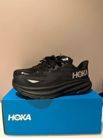 Używany Hoka Clifton 9 Gore-tex Running Shoes