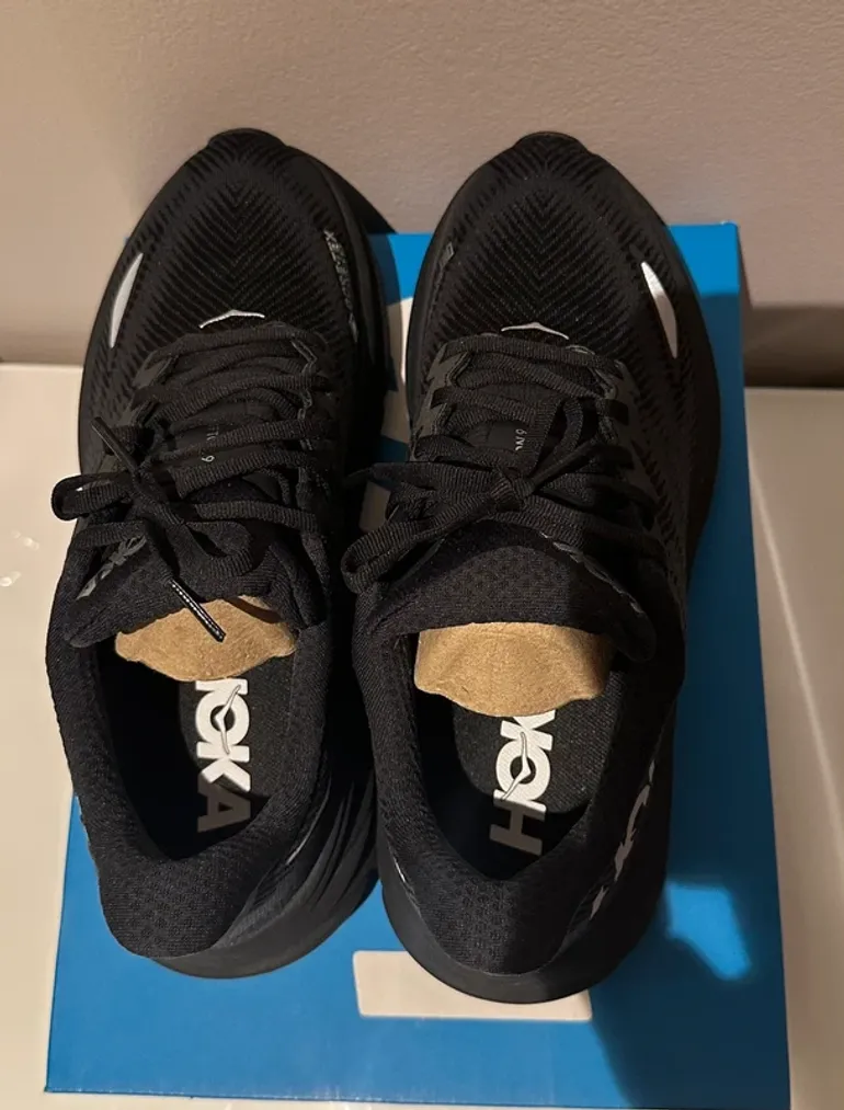 Used Hoka Clifton 9 Gore-tex bike — image 6 of 6