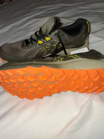 Używany Asics Sportschuhe Männer Running Shoes