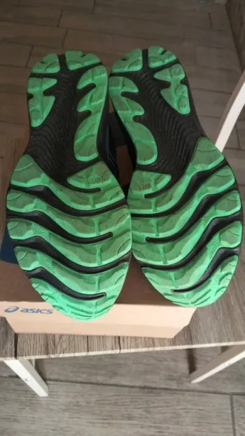 Asics Gel Cumulus 24 GTX bike d'occasion — image 2 sur 3