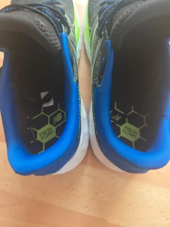 Used New Balance Running Shoes bike — image 3 of 9
