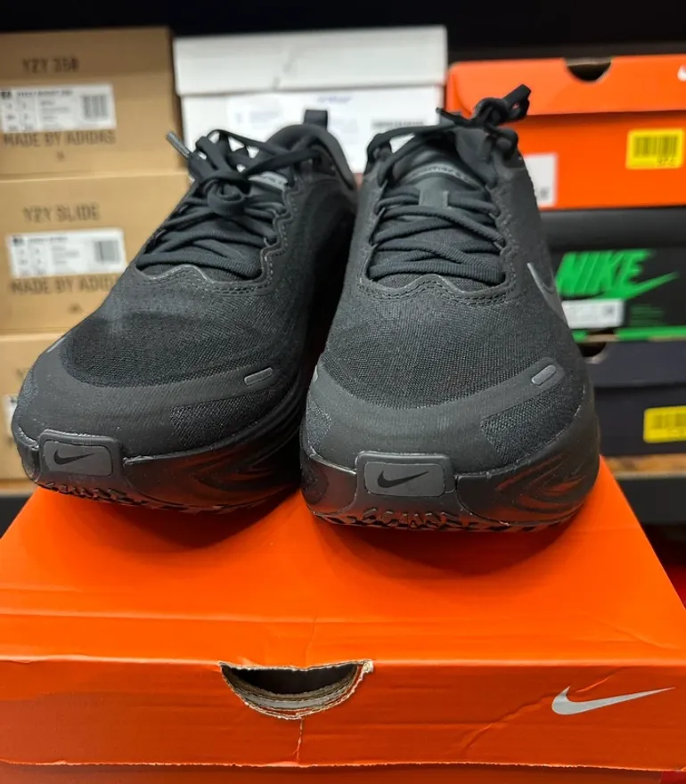 Used Nike Vomero PLUS bike — image 2 of 6