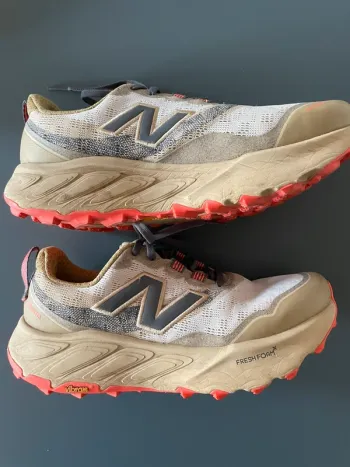 Gebrauchtes New Balance Hierro V9 bike — Bild 4 von 7