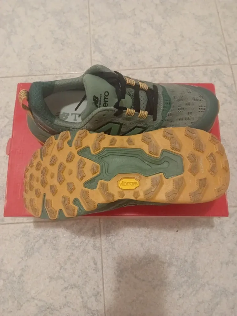 Used New Balance Hierro bike — image 3 of 6