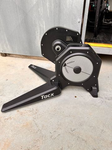 Used Tacx FLUX S Smart Trainer 2023 Cycling Accessories