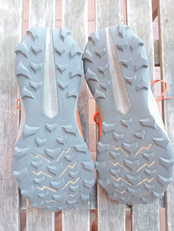Used Saucony Peregrine 15 bike — image 2 of 3