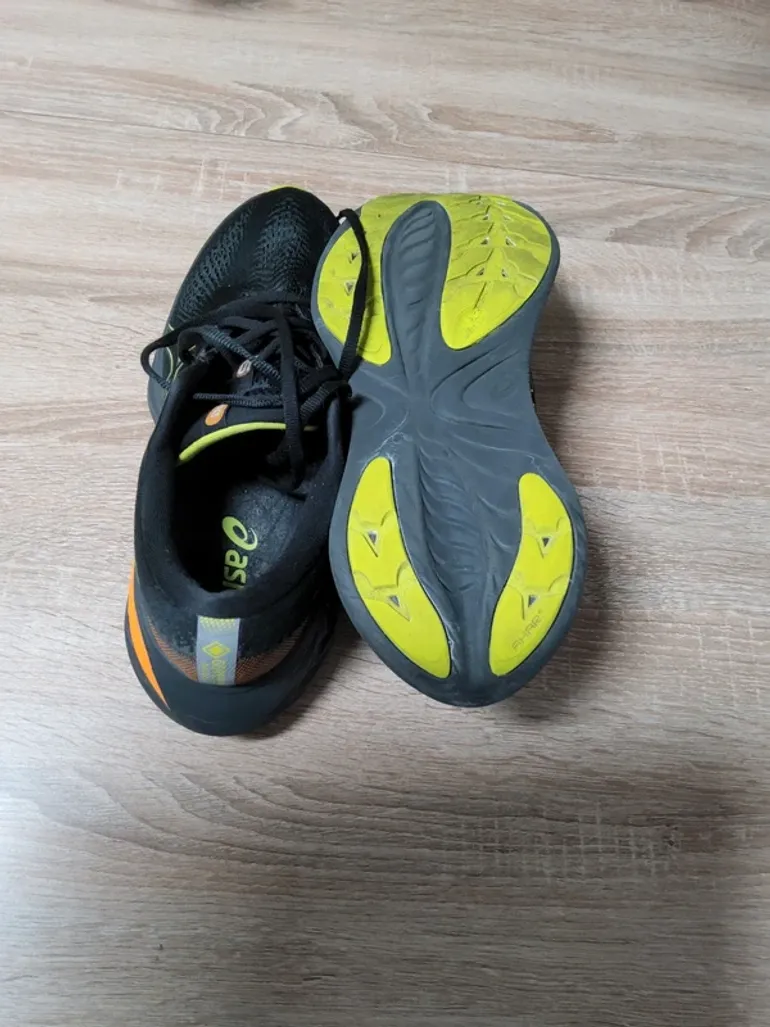 Used Asics Gel-Cumulus 25 GTX bike — image 5 of 5