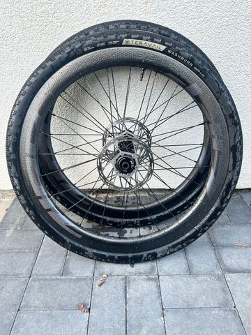 Tweedehands Zipp 303 Firecrest 2024 bike — afbeelding 6 van 8