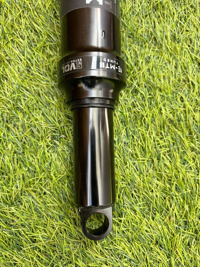 Gebrauchtes Fox Float Performance Trunnion 2025 bike — Bild 3 von 7