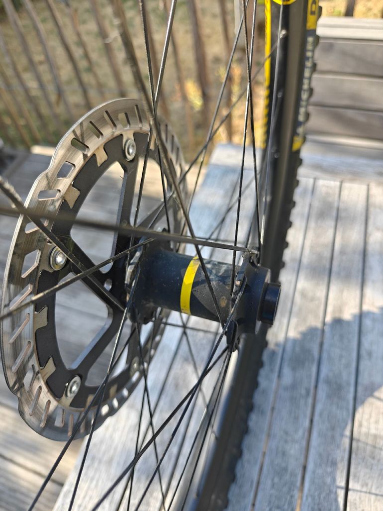 Used Mavic Deemax Wheels bike — image 4 of 4