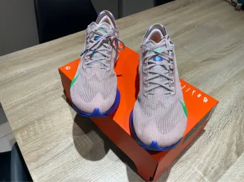 Used Nike Zoom X Vaporfly Next% 4 Eliud Kipchoge bike — image 5 of 9