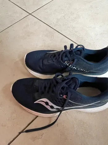 Used Saucony Ride 17 bike — image 3 of 3