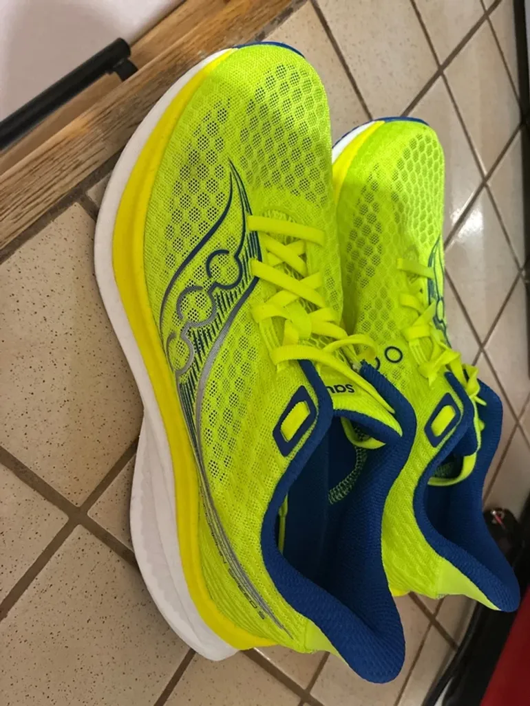 Used Saucony Endorphin Speed 5 bike — image 2 of 6