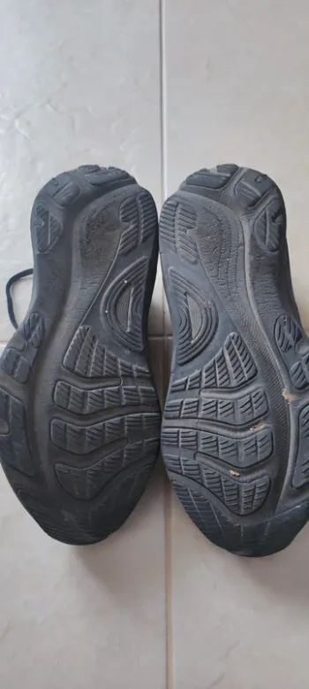 Used Asics Gel Kayano 32 bike — image 5 of 6