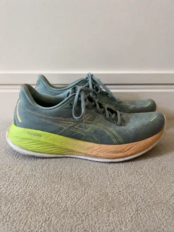 Asics Gel Cumulus 26 Paris bike d'occasion — image 3 sur 5