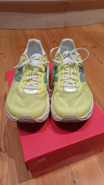Used New Balance FuelCell Rebel v5 Running Shoes
