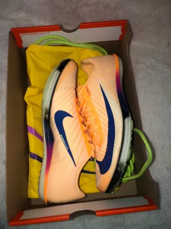 Tweedehands Nike Air Zoom Maxfly 2 bike — afbeelding 8 van 9