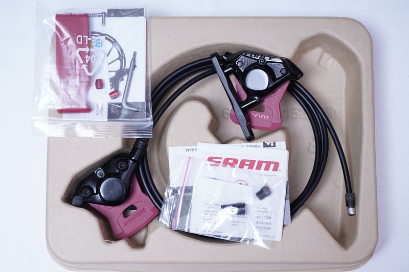 Tweedehands Sram Force E1 front and rear calipers + accessories 2026 Brakes