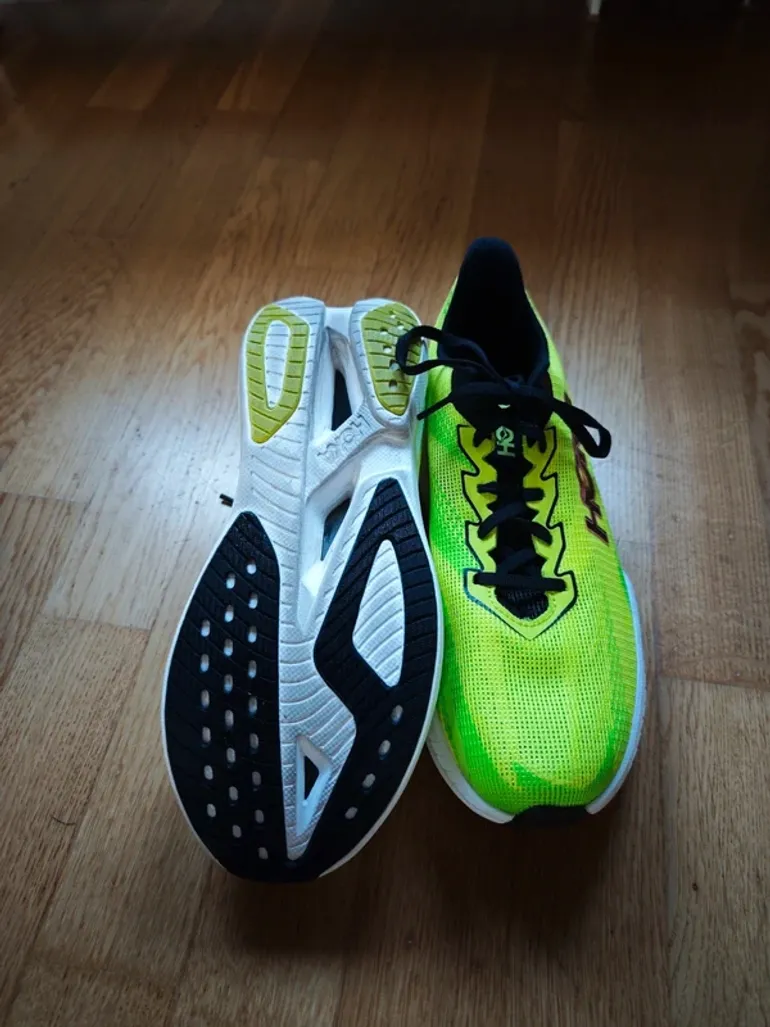 Used Hoka Laufschuhe bike — image 3 of 4