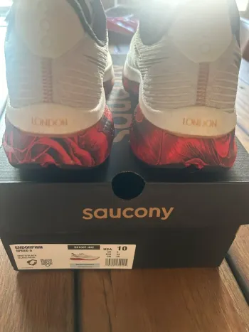 Saucony Endorphin Speed 5 Running Shoes usato