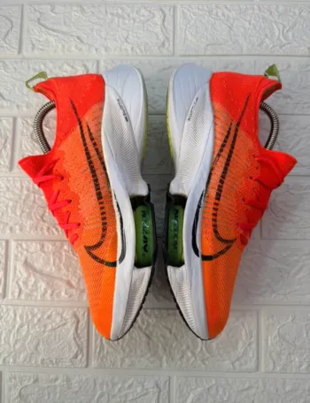 Orange Air Zoom Tempo Next% bike d'occasion — image 3 sur 10