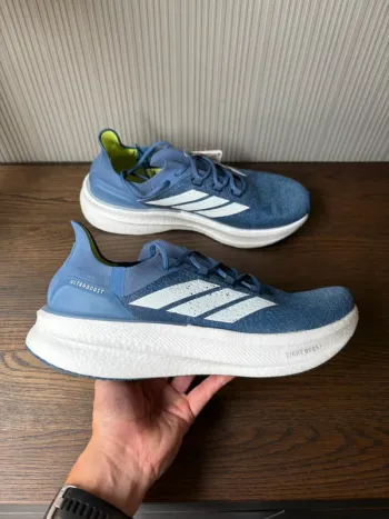 Used Continental Ultraboost 5x Strung Running Shoes