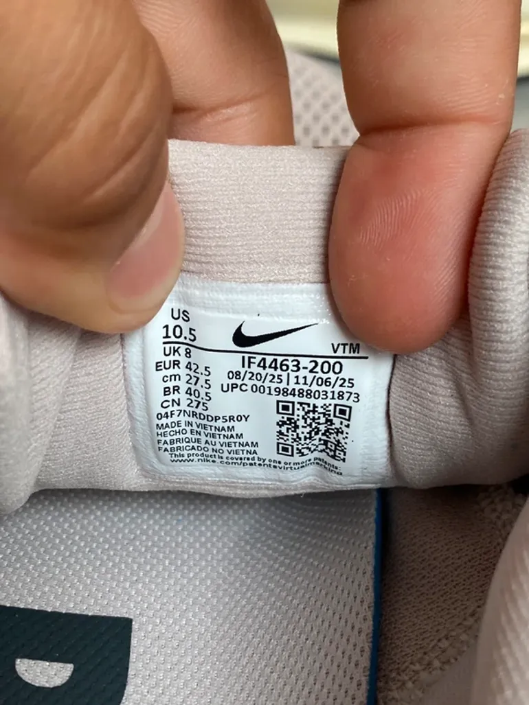 Używany Nike Vomero 18 SE bike — zdjęcie 15 z 15