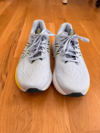 Použité Clean GT-2000 14 Running Shoes