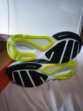 Used Nike Structure Plus bike — image 4 of 7