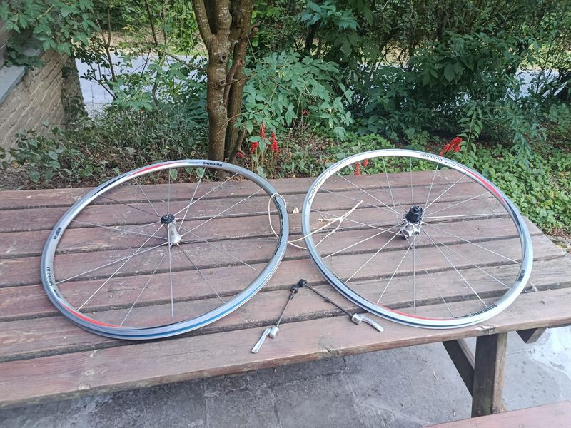 Tweedehands Shimano Road Bike Wheels Wheels