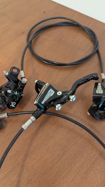 Używany Hope Tech 3 E4/X2 Brake Set bike — zdjęcie 2 z 9
