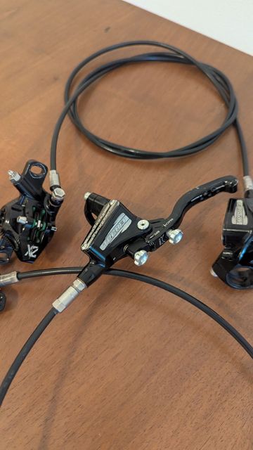 Hope Tech 3 E4/X2 Brake Set bike de segunda mano — imagen 2 de 9