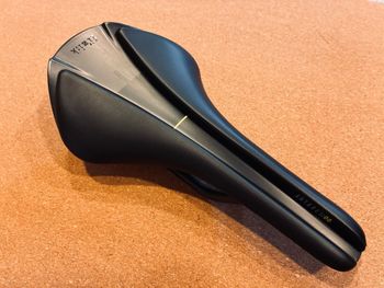 Used Fizik Antares 00 Versus Evo 2023 Saddles & Seatposts