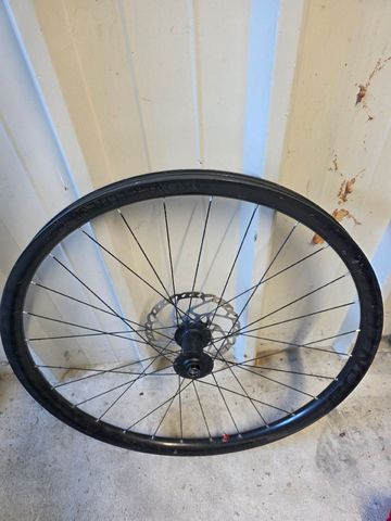 Używany Bontrager Kovee Elite 30 Wheels Wheels
