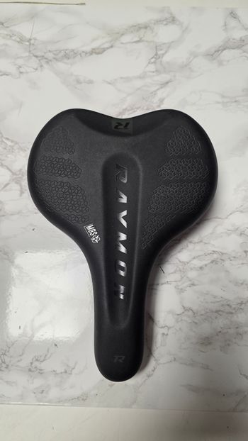 Used Raymon Sattel MGS 2024 Saddles & Seatposts