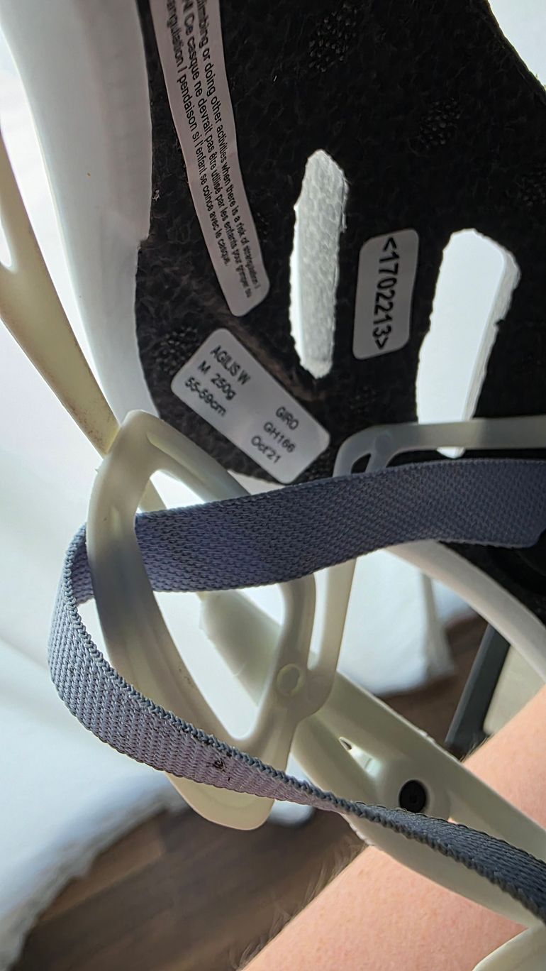 Używany Giro Agilis Helmet 2024 bike — zdjęcie 5 z 7