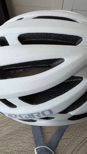 Używany Giro Agilis Helmet 2024 bike — zdjęcie 3 z 7