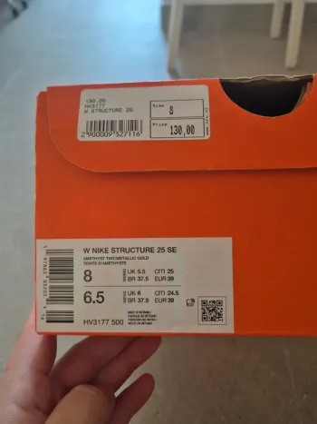 Tweedehands Nike Structure 25 SE bike — afbeelding 2 van 7